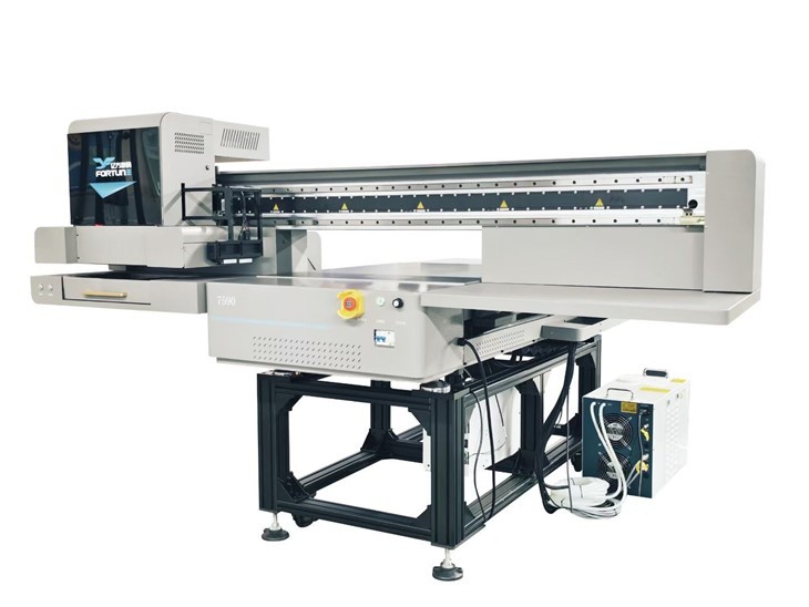Small Industrial-grade UV Flatbed Printer 7590 With Toshiba CE4 For Ceramic Wood Plastic, Can Install Vision Positioning System. factory
